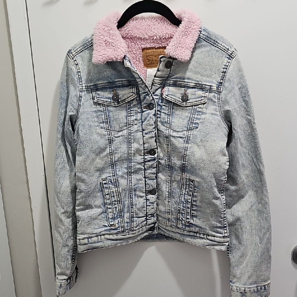 Girls' Levi's Light Blue Denim Jacket with Soft Pink Collar
